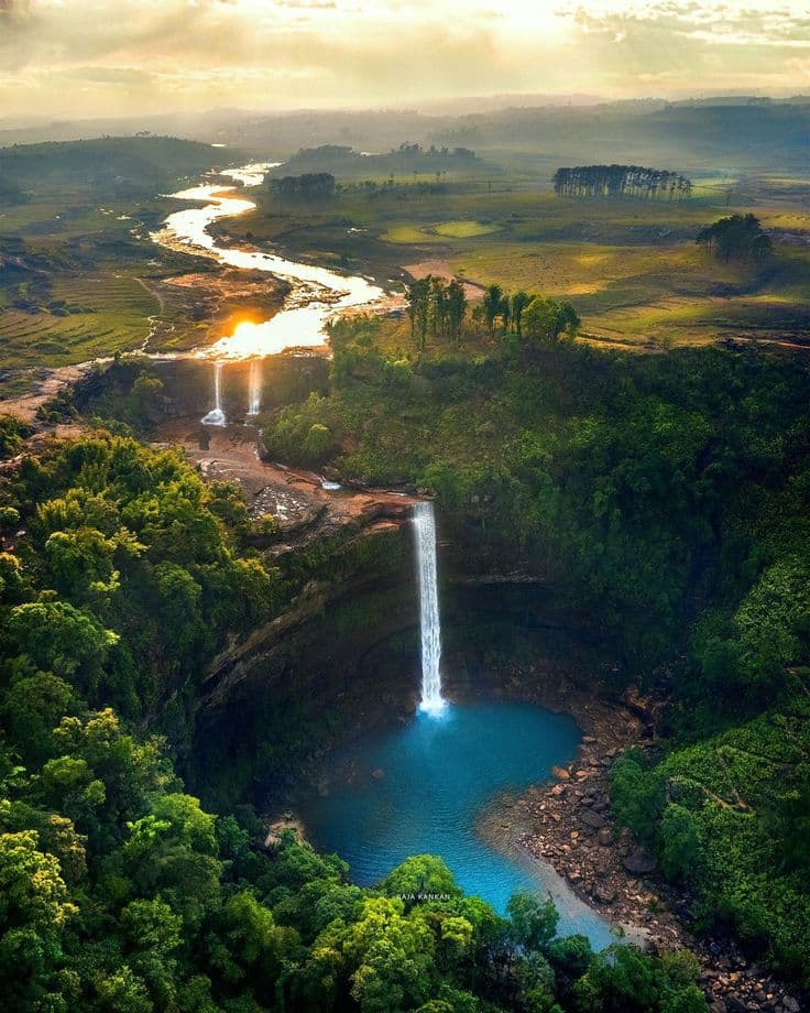 Meghalaya 5N/6D Private Tour in Meghalaya, India photo 1